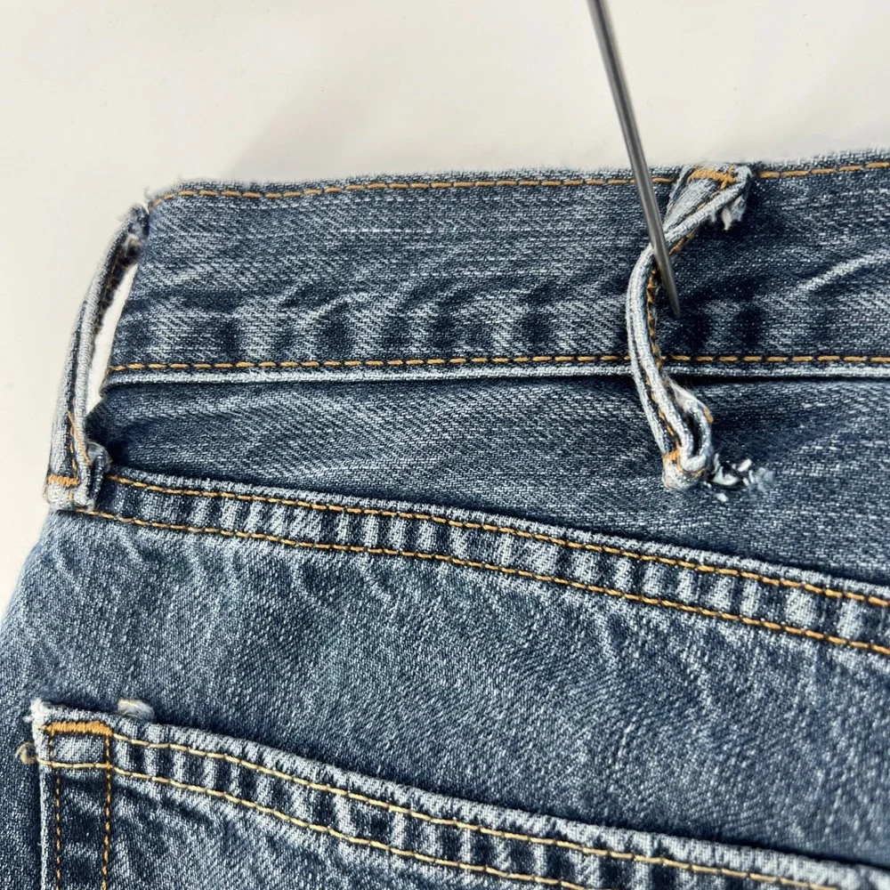 Levis 505 Regular Fit Straight Leg Jeans Mens 38x30 Medium Wash Blue Cotton‎